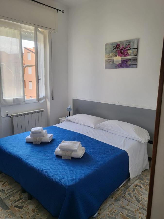 Villa Rosa Loano Buitenkant foto