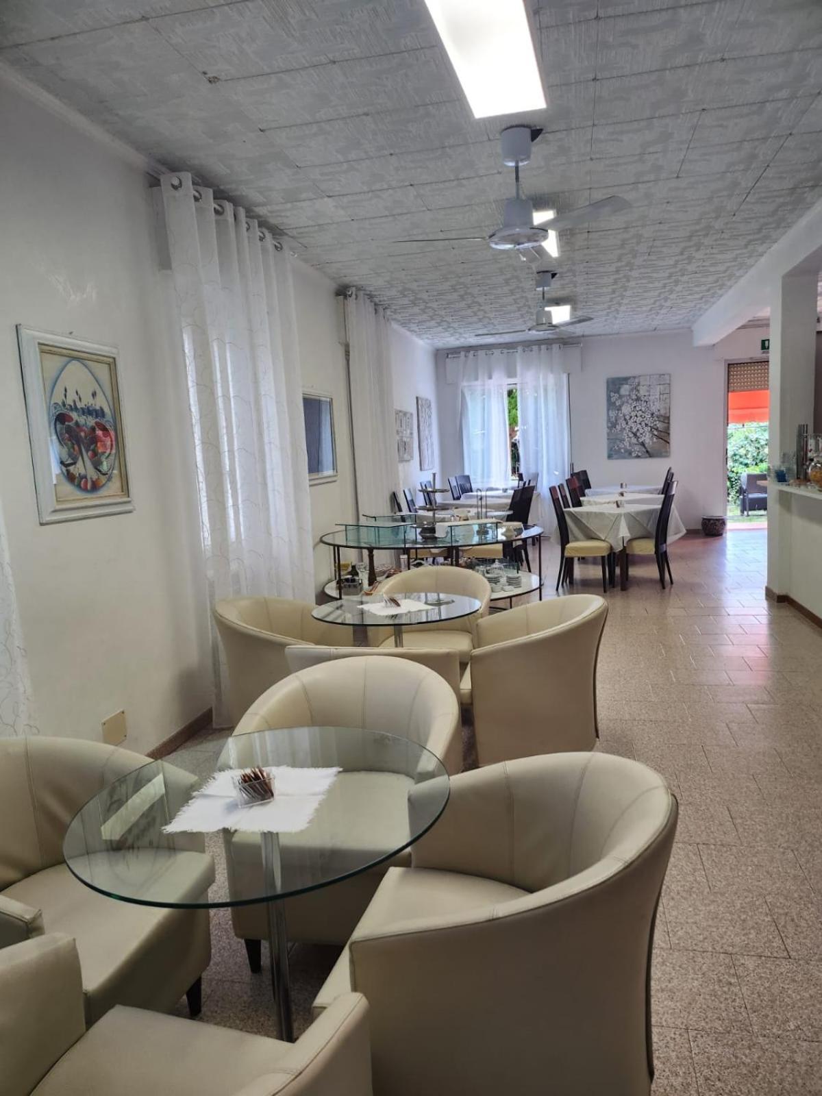 Villa Rosa Loano Buitenkant foto